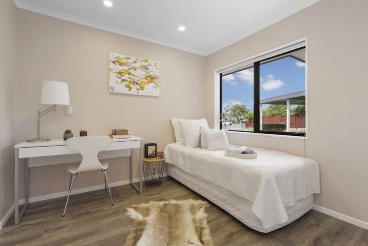 22 Whitford Place Rototuna North_16