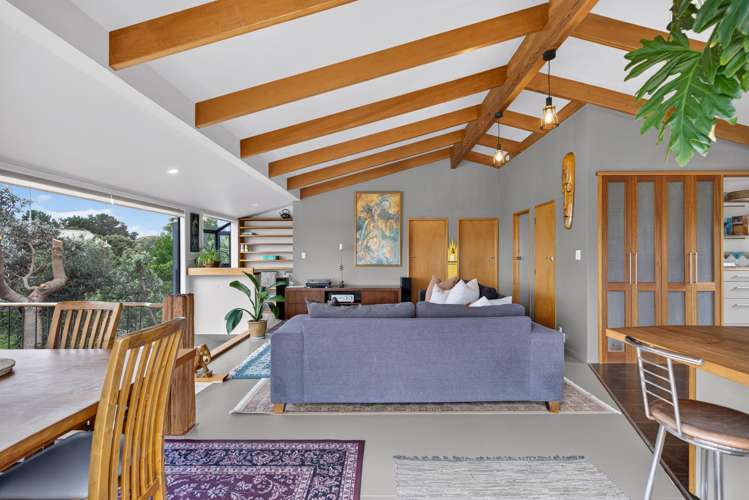2 Quentin Place, Mahanga Mahia Peninsula_14