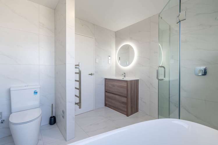 20 Headsail Drive Long Bay_27