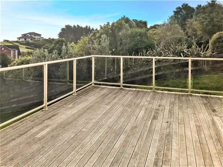 10 Michael Bosher Way Flat Bush_13