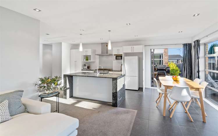 1/42 Seymour Street Hornby_4