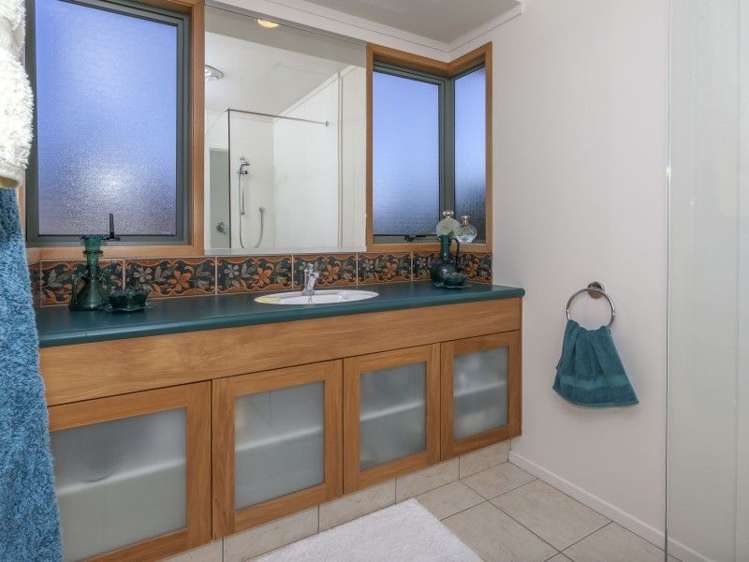 633 Waterways Parade Pauanui_18