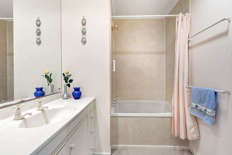 2/90 Landscape Road Mount Eden_7