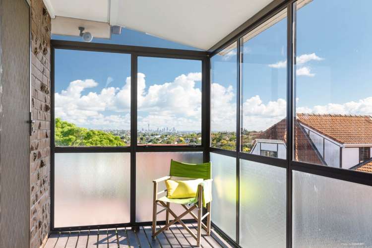 2/146 Norman Lesser Drive Saint Johns_21