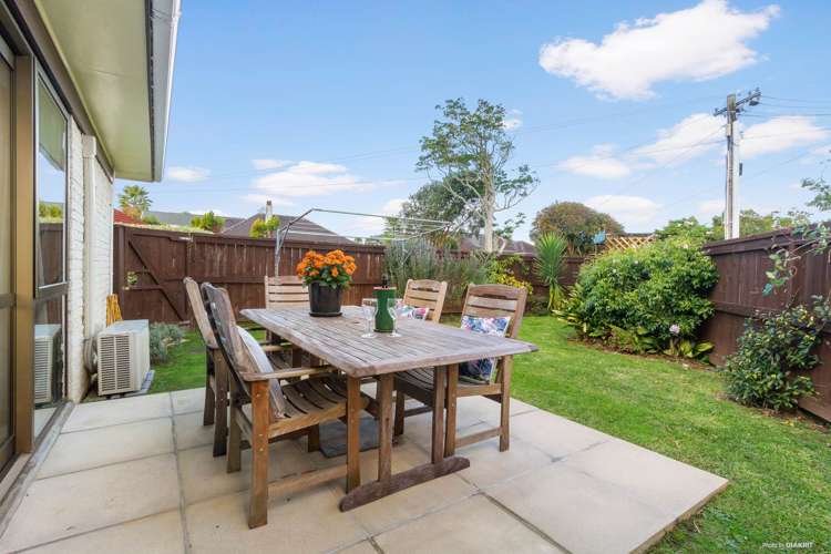 1/14 Howlett Street Waterview_1