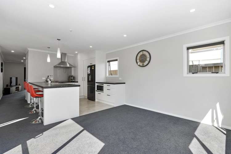 39 Tennille Street 2743_7