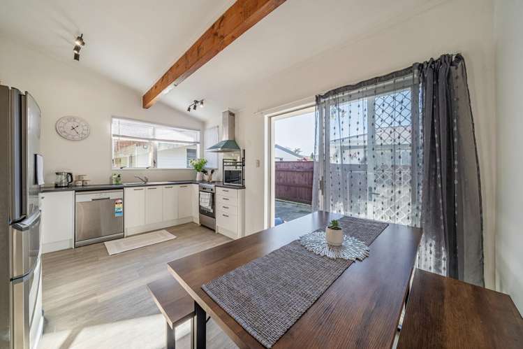 84 Pasadena Crescent Totara Park_6
