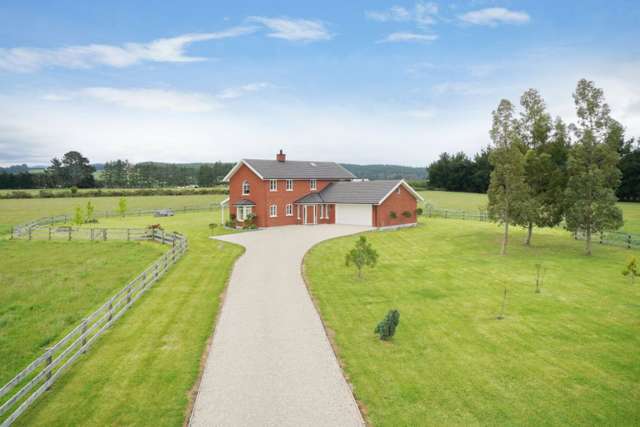 64 Davis Road Cust_4