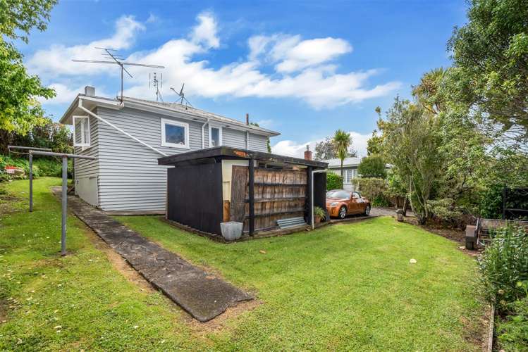 1/87 Beach Road Mellons Bay_11