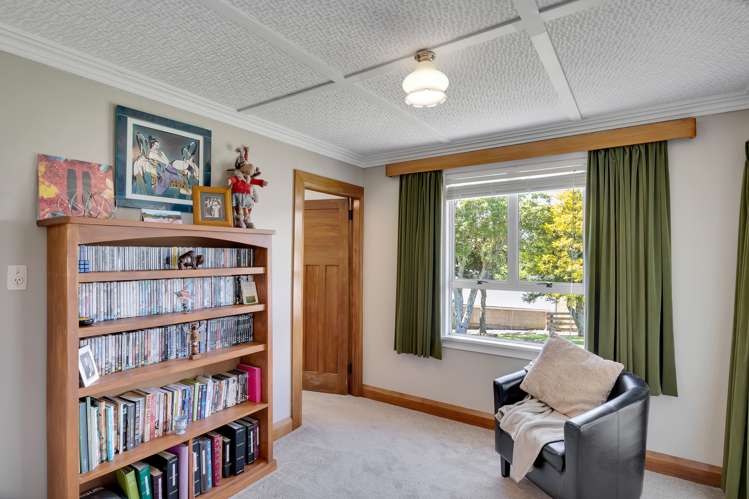 1397 Egmont Road Egmont Village_10