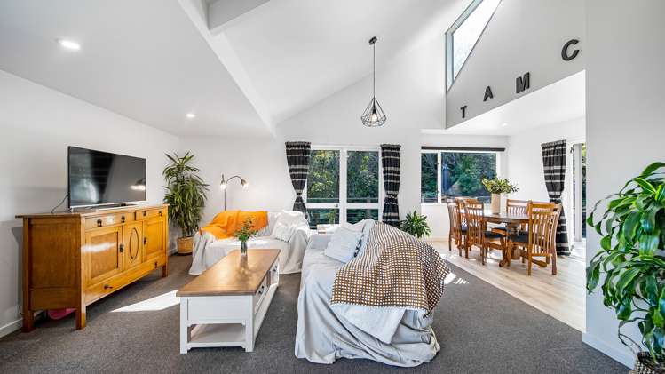 54 Voelas Road Lyttelton_6