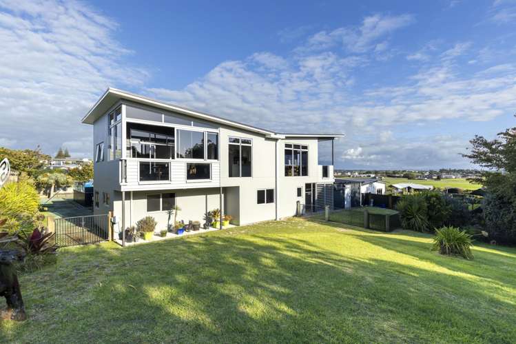 83B Parklands Avenue_0