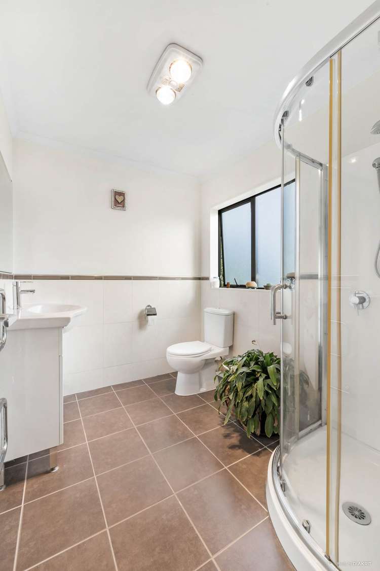 66 Saralee Drive Manurewa_9