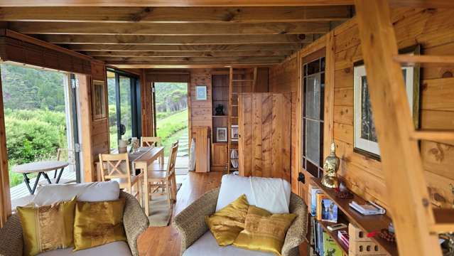 132 Lone Kauri Road Karekare_2