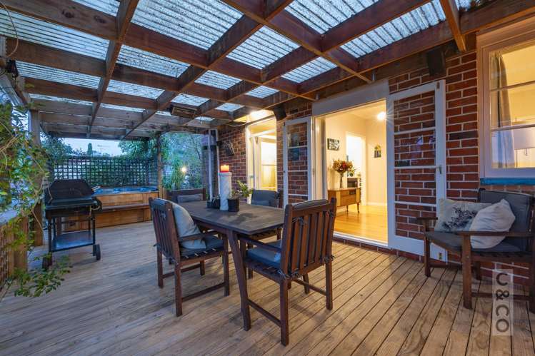 16 Karaka Street Helensville_14