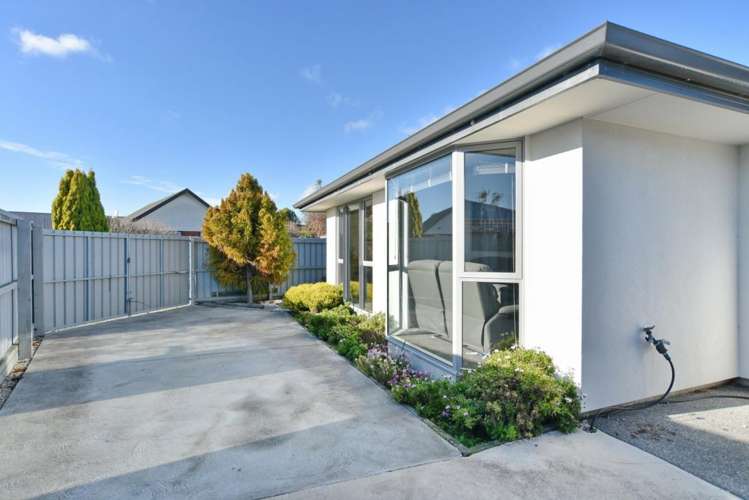 1/28 Kirsten Place Parklands_16