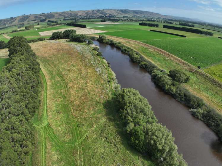 305 Riverside Road Taieri Plain_6