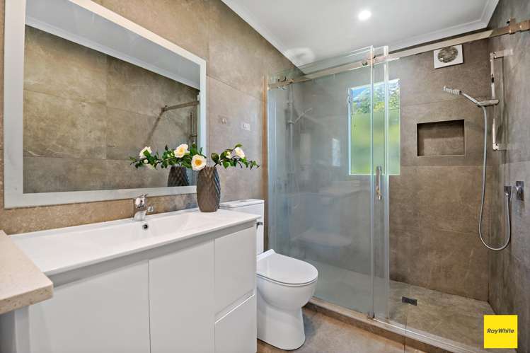 2 Glengarry Road Glen Eden_19