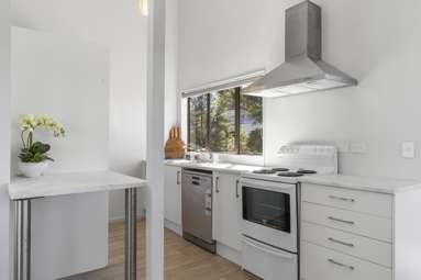 1/18, 2/18 Glen Vista Road_1