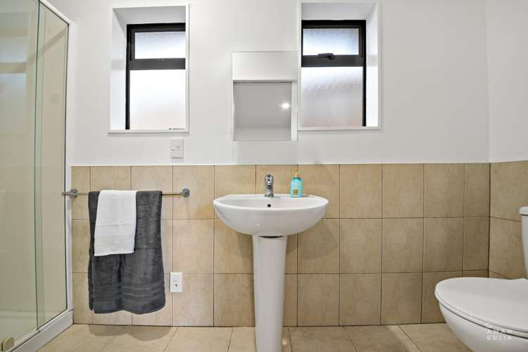 70A Sturges Road Henderson_13