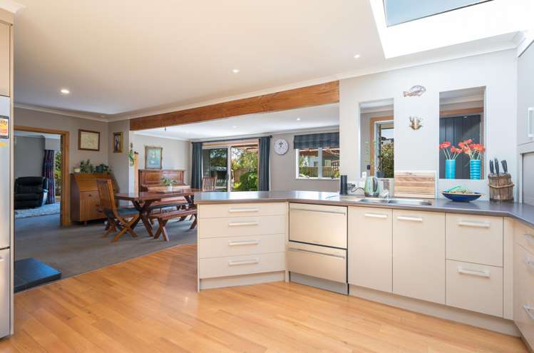 2 Collins Road Richmond_5