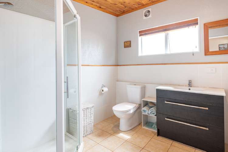 12 Hillside Avenue Mangawhai Heads_17