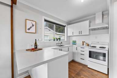 37a Breakwater Road_4