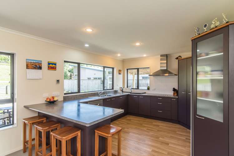 15 Matuku Place Paraparaumu Beach_2