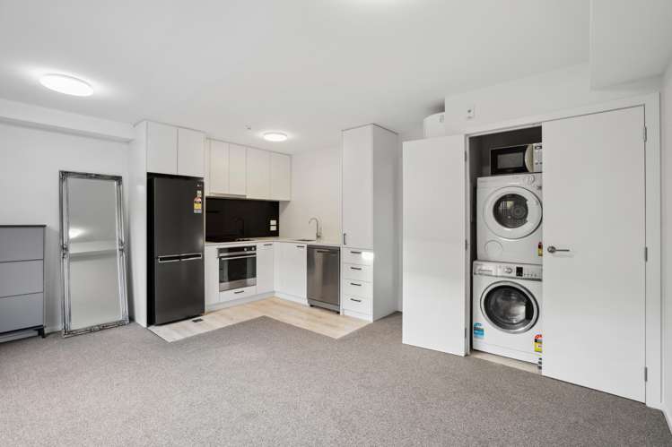 7/14 Fryer Street Queenstown_9