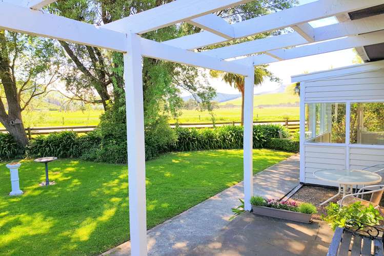 1685 Christchurch Akaroa Road Gebbies Valley_7