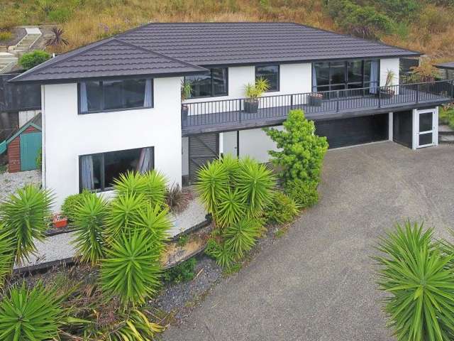 35 Saint Lawrence Street Toi Toi_1