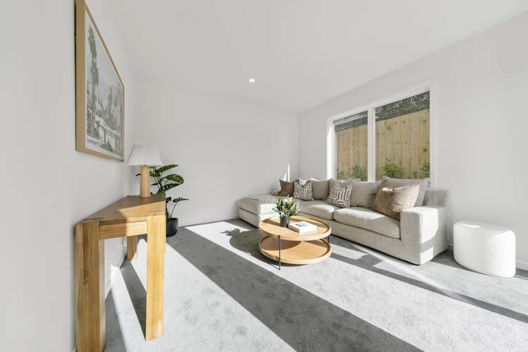 4c Towra Place Botany Downs_12