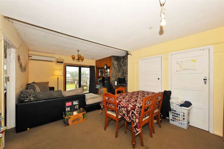270 Breezes Road Aranui_5