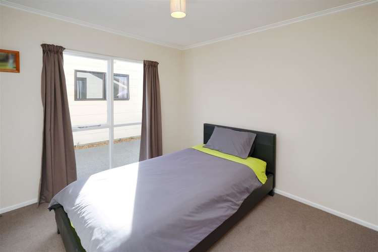 26 Strathfield Avenue Dallington_13