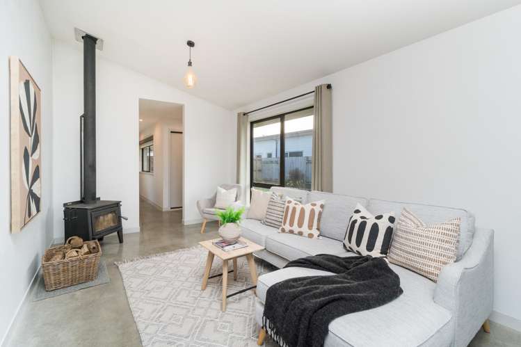 26 Poplar Grove Feilding_11