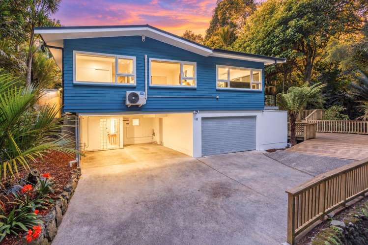18 Claude Road Hill Park_35
