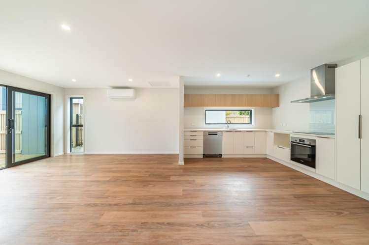 14/4; 15/4 Tawhai Street Stokes Valley_3