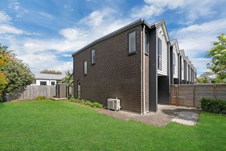 8/126 Canal Road Avondale_17