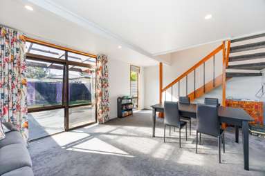2/341 College Street_1