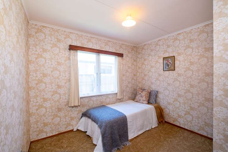 6 Memorial Park Avenue Haumoana_12