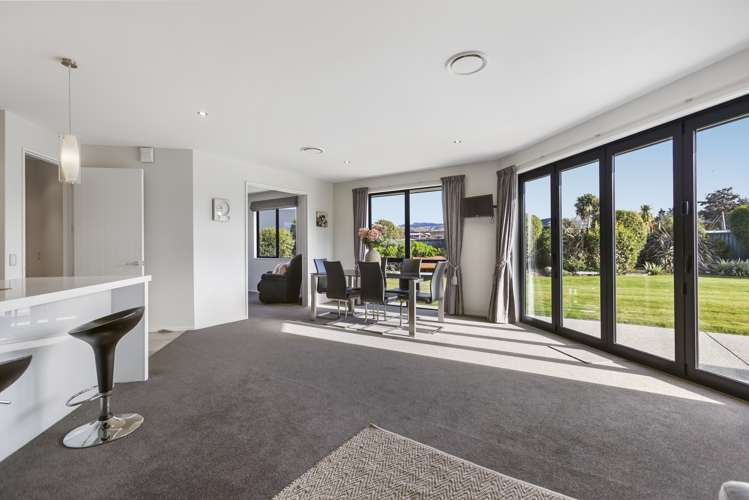 11 Ethereal Crescent Cromwell_3