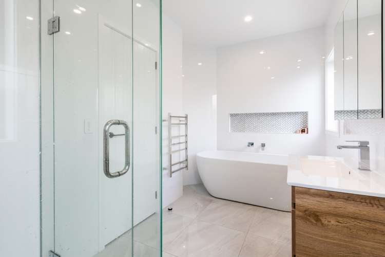 16 Aspiring Drive Poraiti_11