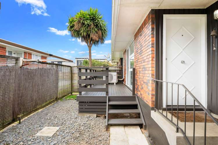 2/34 Thatcher Street Mission Bay_11