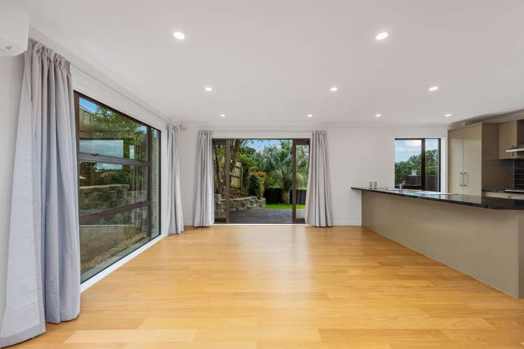 228 Alec Craig Way Gulf Harbour_12