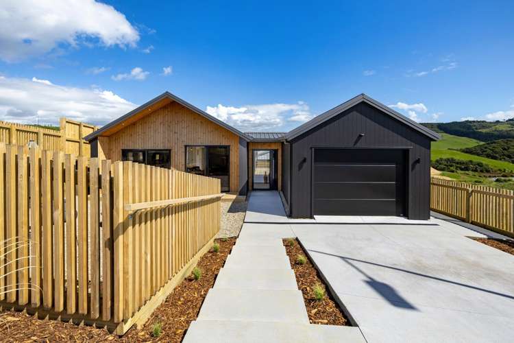 102 Omahina Street_1