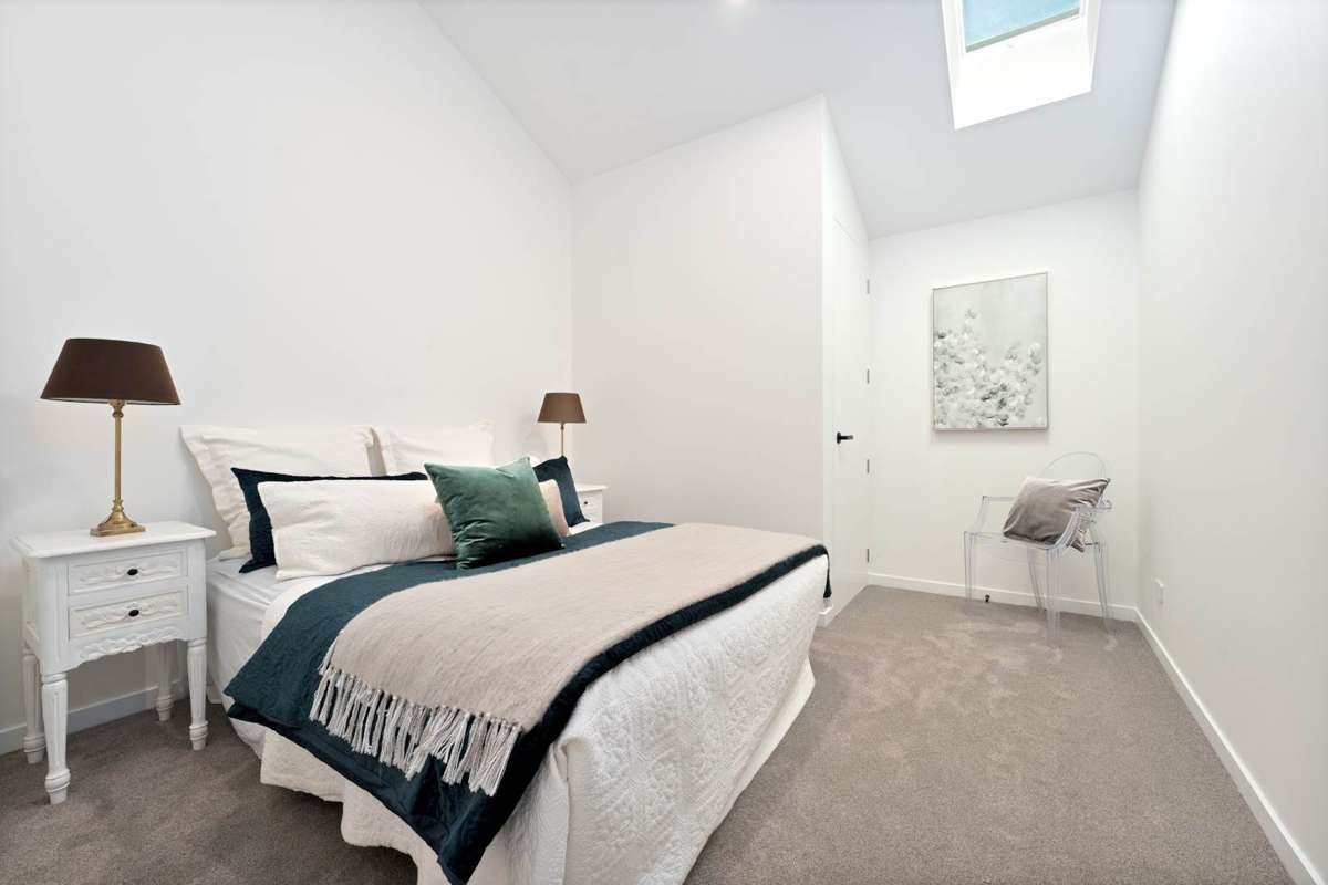 6 Dorset Down Drive_2