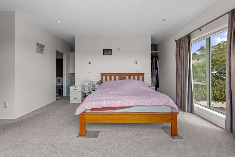 8 Copperfield Terrace Mellons Bay_17