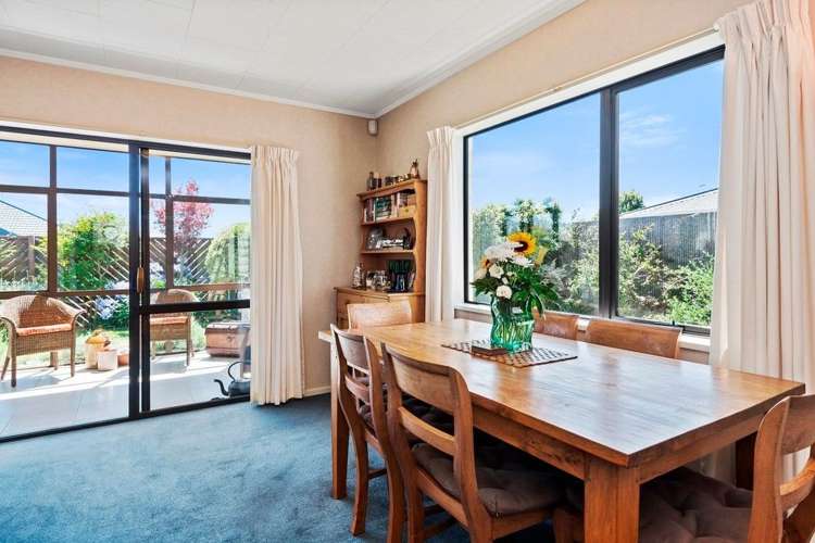 5 Sheraton Place Redwood_7