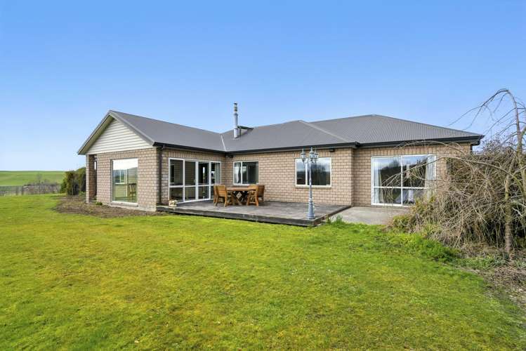 215 Flag Swamp Road Waikouaiti_5