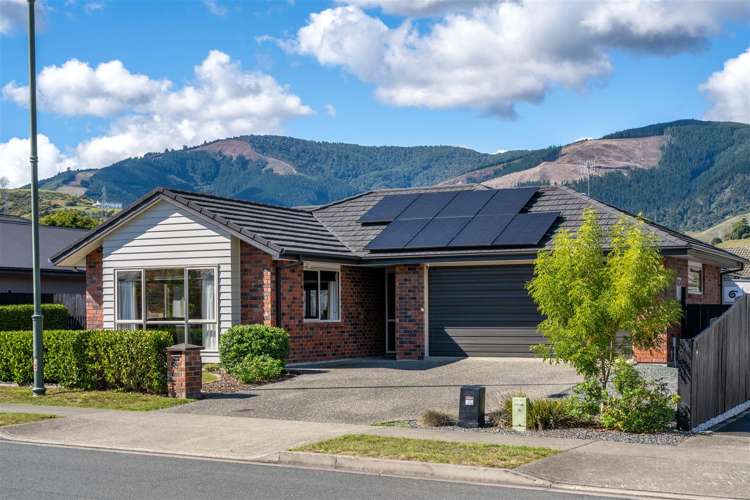 76 Covent Drive Stoke_3